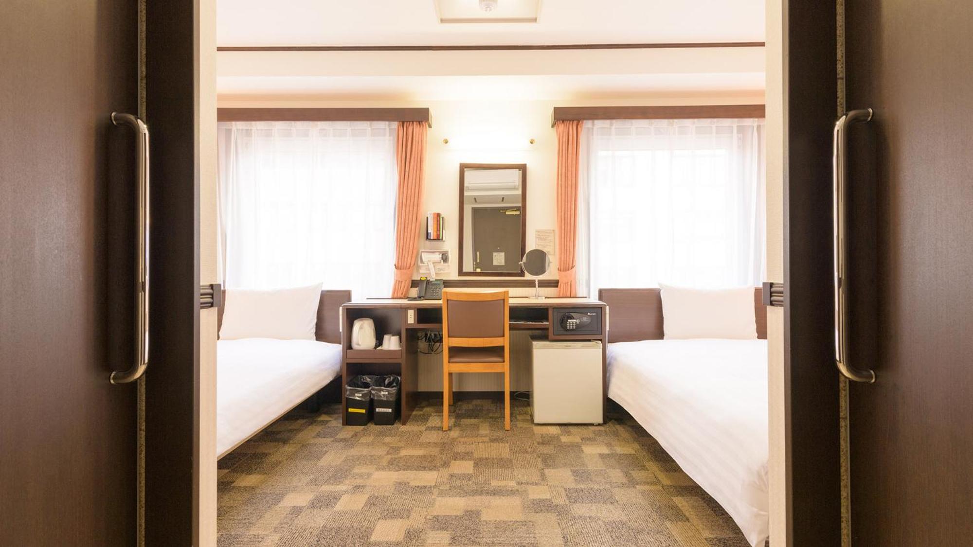 Toyoko Inn Hikone Eki Higashi Guchi Экстерьер фото