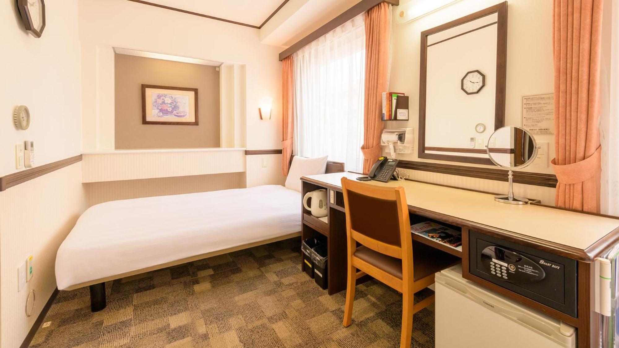 Toyoko Inn Hikone Eki Higashi Guchi Номер фото