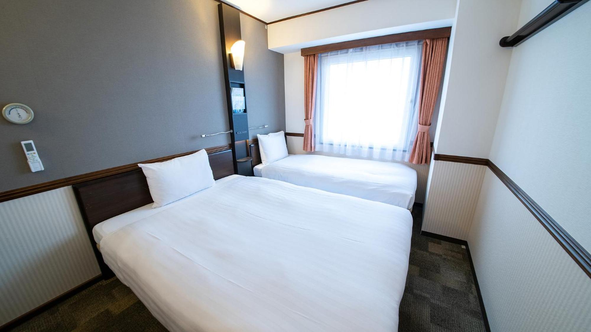 Toyoko Inn Hikone Eki Higashi Guchi Экстерьер фото